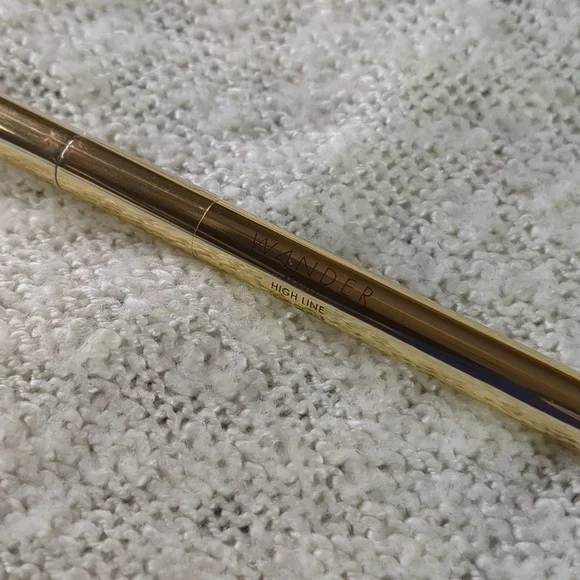 Wander Beauty High Line Liquid Eyeliner in Runway, 0.6ml/0.02fl oz - Picture 8 of 8